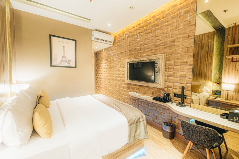 Bedroom 4, De Paris Hotel, Medan