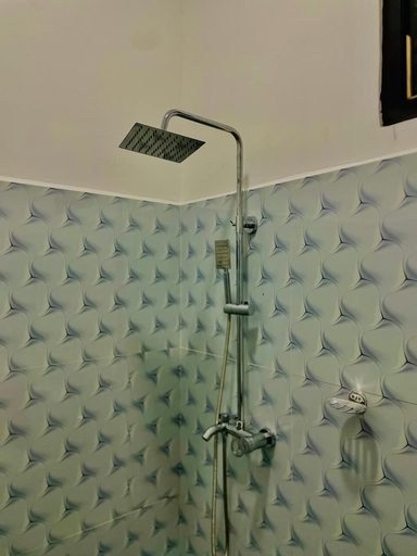 Bathroom 3, The Misty Mountain - Ella, Ella