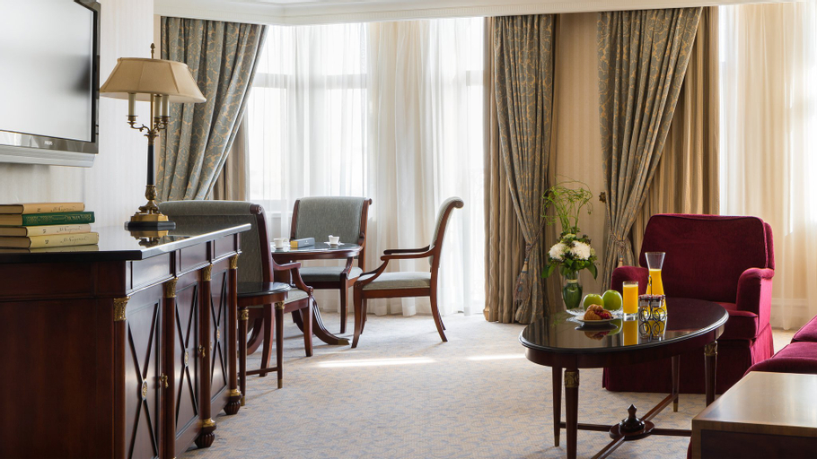 InterContinental Hotels KYIV - Tap to explore photos