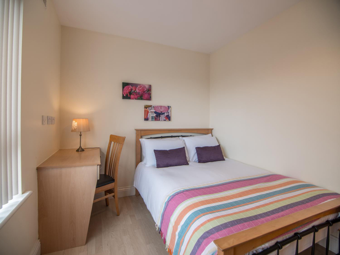 Others 5, Donegan Court Aparthotel