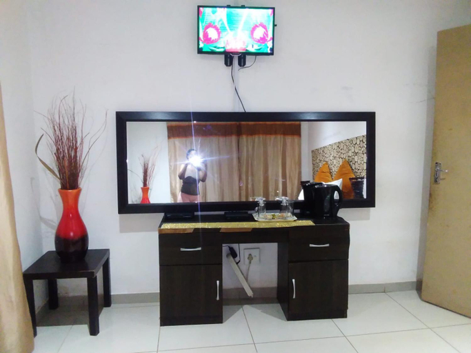 Others 4, Maditselanyane Guest House, John Taolo Gaetsewe