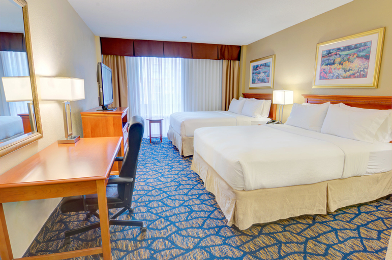 Holiday Inn GAINESVILLE-UNIVERSITY CTR - Tap to explore photos
