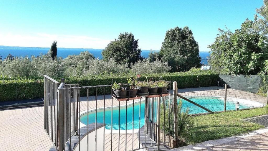 Others 5, Appartamenti Bonomi con piscina e vista lago, Brescia