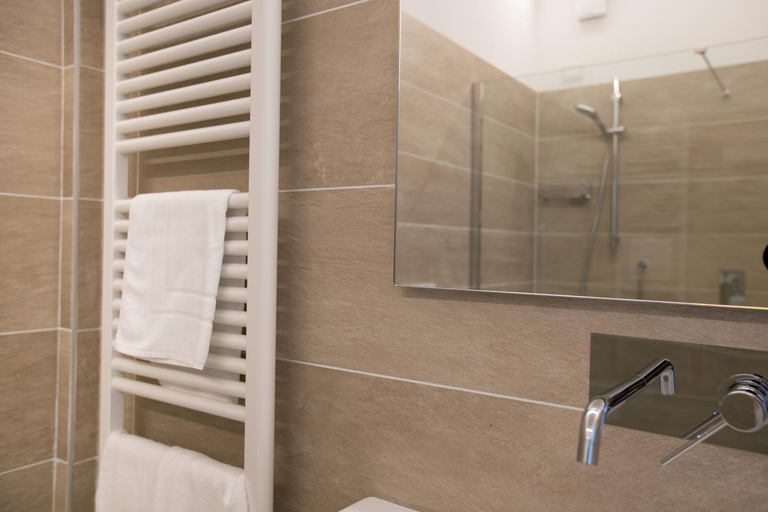 Bathroom, Hotel Pineta, Venezia