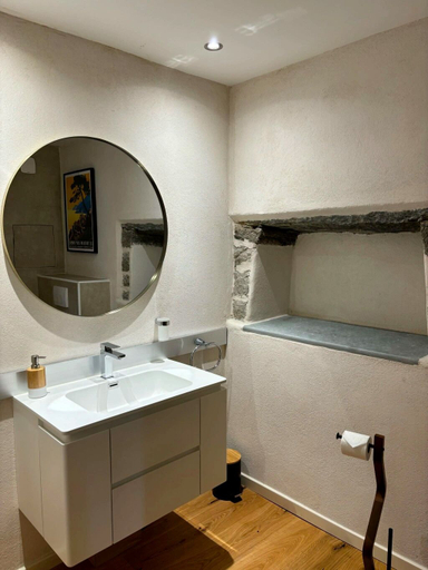 Bathroom 5, Casa Surgente, Haute-Corse