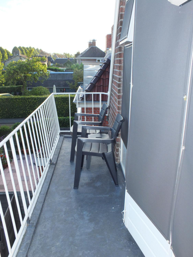 Others 5, B&B Ferdivedaasje, Dongeradeel