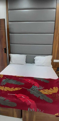 Bedroom 2, Hotel Regal, Saharanpur