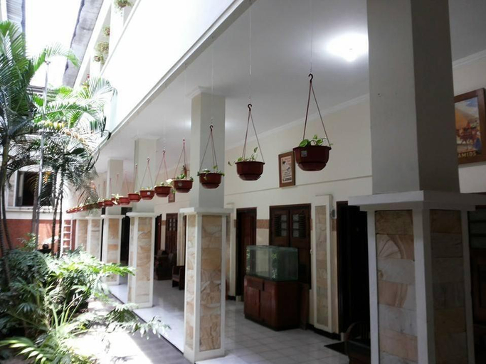 Others 5, Hotel Keprabon Solo, Solo