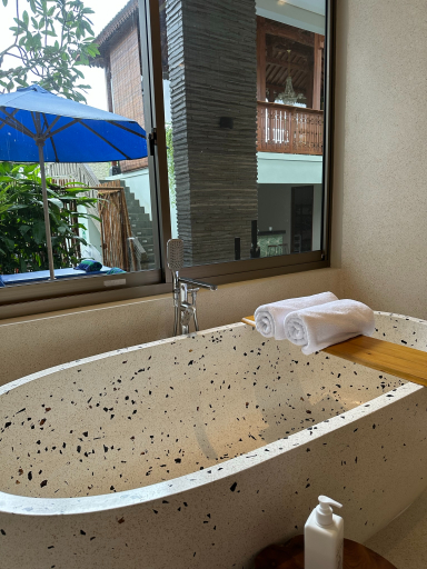 Bathroom 5, Villa Maureen Canggu, Badung