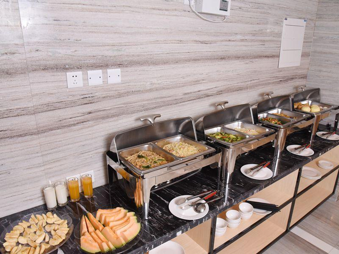 Food & Drinks 5, Lavande Hotel Zhanjiang Xuwen Tianrunhui, Zhanjiang