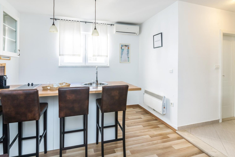 Others 2, M&A Apartments, Zadar