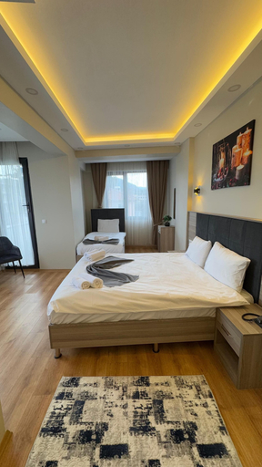 Bedroom 4, Lions Hotel, Karamürsel