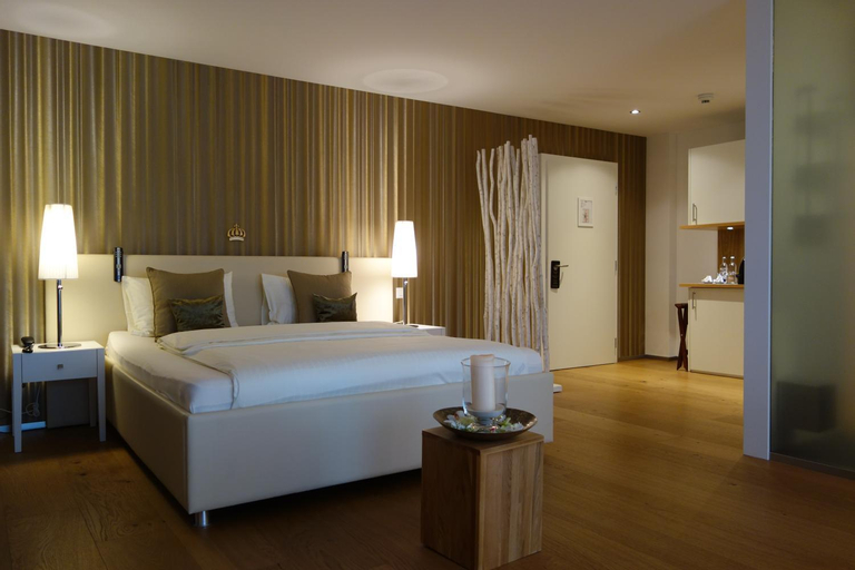 Bedroom 12