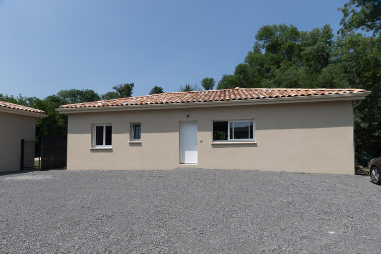Exterior & Views 1, Villa Graveyron - Maison avec piscine privee, Ardèche