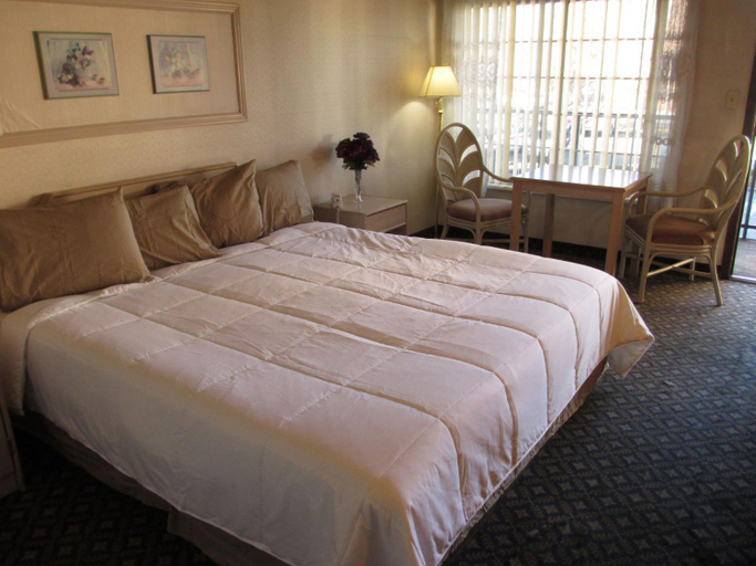 Bedroom 10