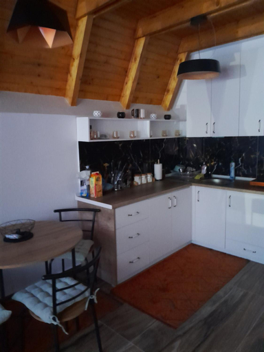 Others 2, Villa Tina, Štrpce