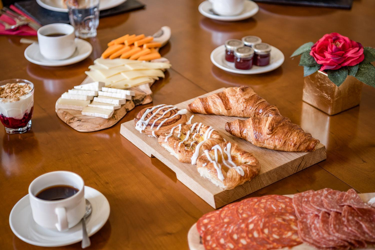 Food & Drinks 3, Hinxton Hall Hotel and Conference Centre, Cambridgeshire