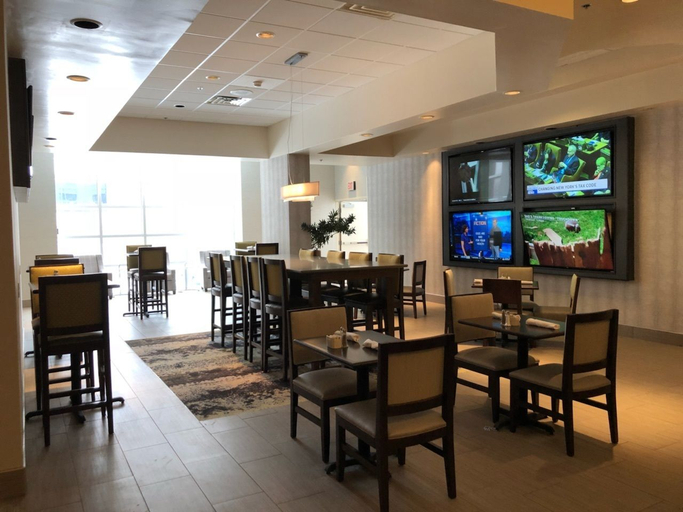 Food & Drinks 4, Wyndham Garden Buffalo Downtown, Erie