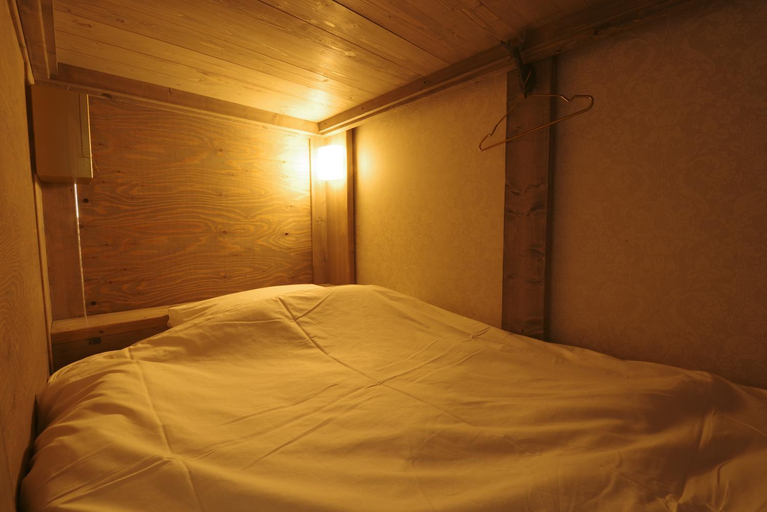 Bedroom 8