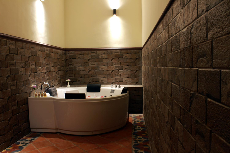 Bathroom 3, Old Kent Estates & Spa - Kodagu, Kodagu