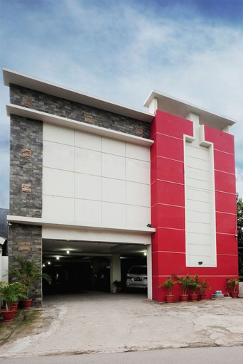 Exterior & Views 19