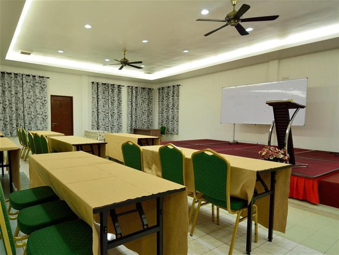 Business Facilities 5, Dream World Resort, Ranau