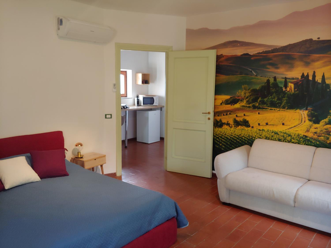 Others 2, B & B CUORE TOSCANO, Livorno