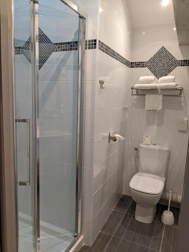 Bathroom 3, Domaine De Moresville, Eure-et-Loir