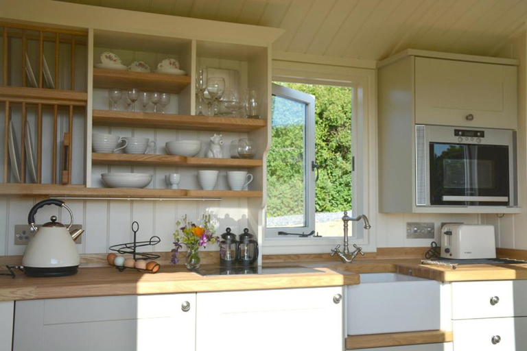 Others 4, Kerswell Farm Shepherd Huts, Devon