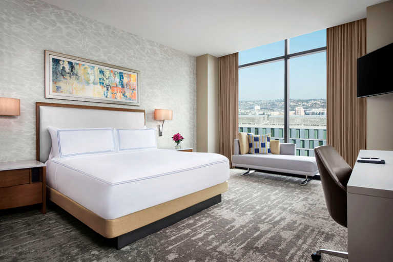 InterContinental San Diego Room Type - 1 King Premium Corner
