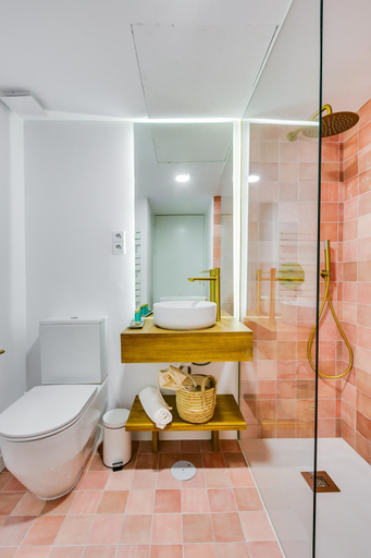 Bathroom 2, Palacio de Bobadilla Suites, Cuenca