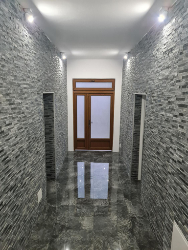 Others 5, Casa Piri, Anina