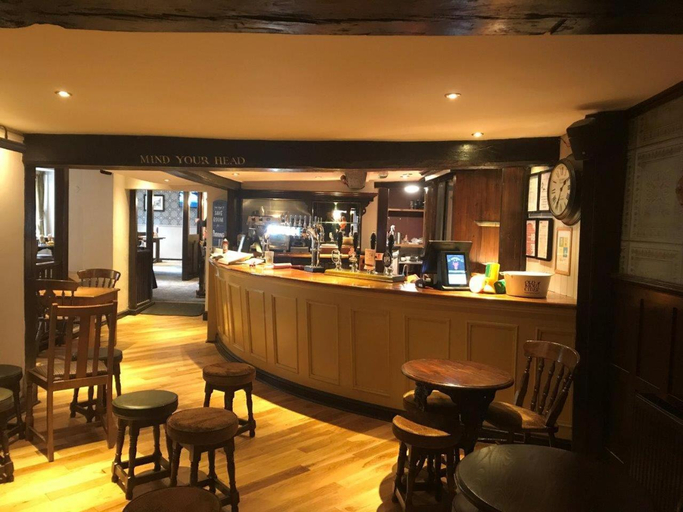 Food & Drinks 4, White Hart, Andover by Marston's Inns, Hampshire