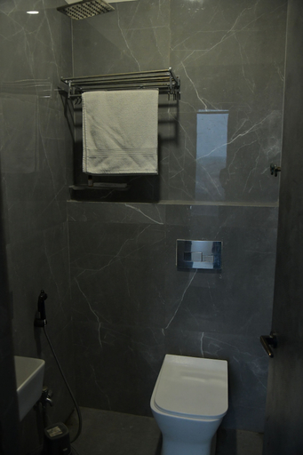 Bathroom 5, HOTEL M PLAZA DHULAGAR HOWRAH, Haora