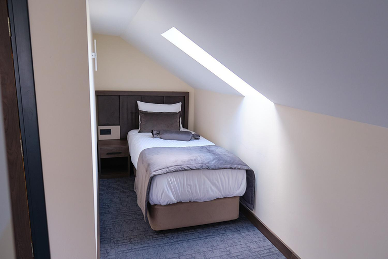 Bedroom 21