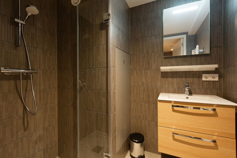 Bathroom 3, Bizstay Maurits, Den Haag
