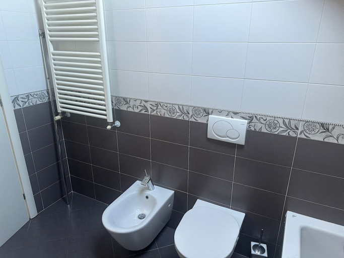 Bathroom 3, Orchidea Apartment, Monza and Brianza