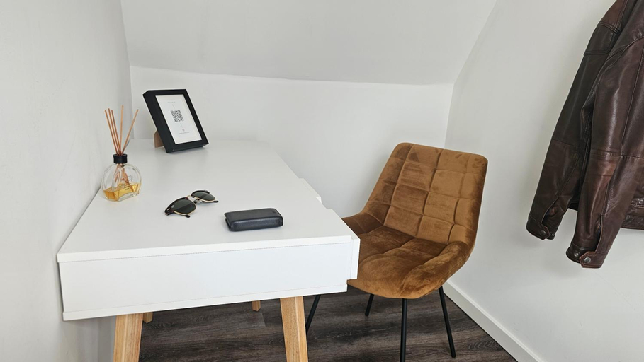 Facilities 5, A Proa do Moliceiro Canal - GRAN Blue Studio, Aveiro