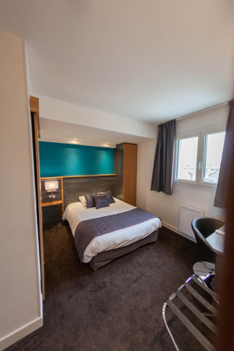 Bedroom 2, Hotel Foch, Hautes-Pyrénées