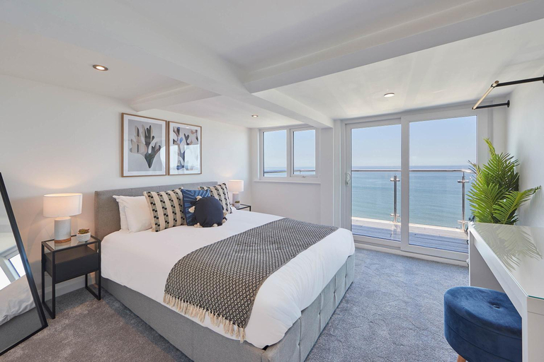 Bedroom, Host & Stay - Pier View Penthouse, North Yorkshire
