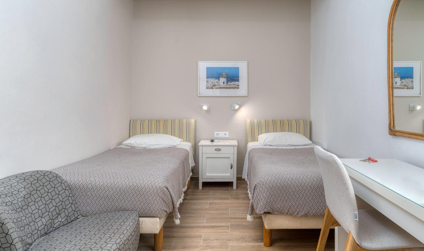 Others 5, Manto Hotel, South Aegean