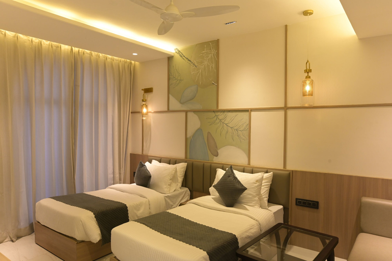Bedroom 3, Hotel Varshish Inn, Bhopal