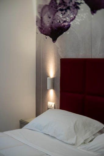 Bedroom 2, Hotel Stella d'Oro, Rimini