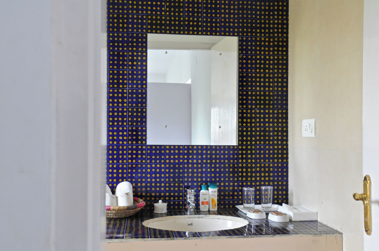 Bathroom 4, Savista Retreat, Jaipur
