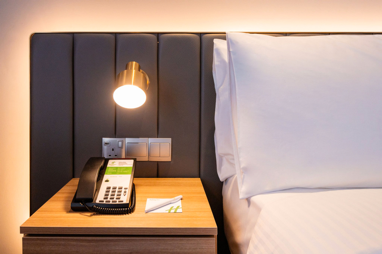 Bedroom 29