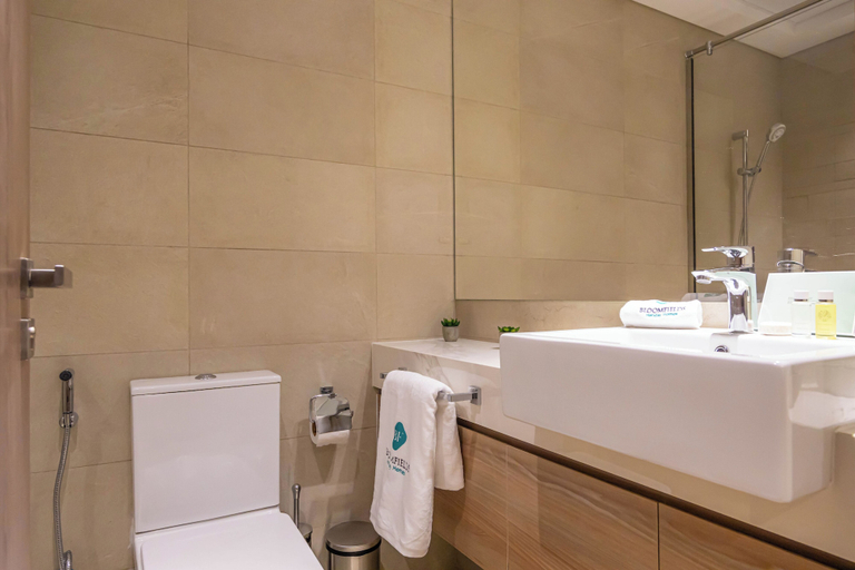 Bathroom, Classic 1BR In Azizi Riviera Meydan, Dubai