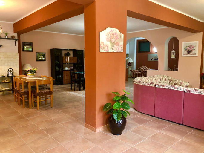 Others 3, Villa Zagara, Reggio Di Calabria