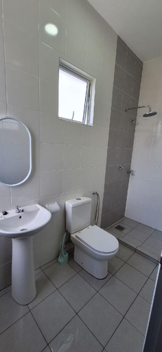 Bathroom 2, Tn'J Homestay Condominium Kinarut, Papar