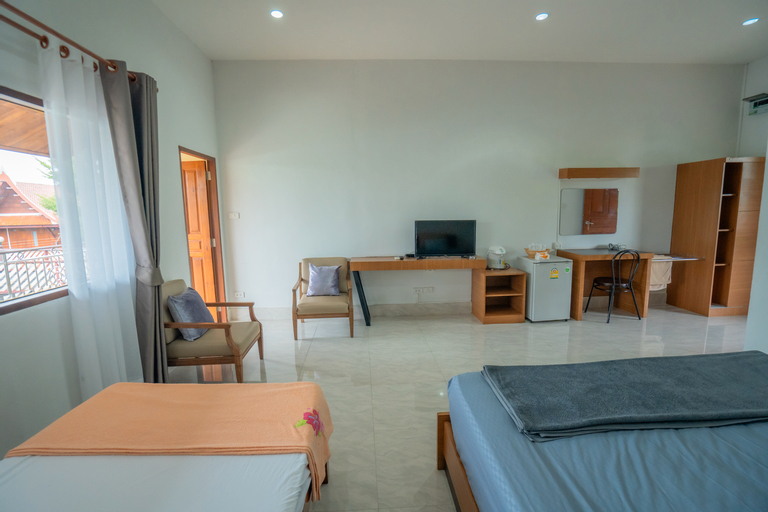 Bedroom 8