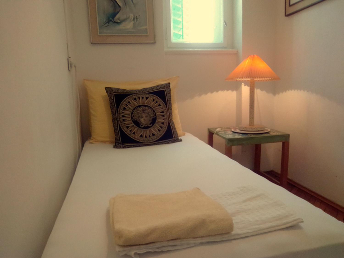 Others 5, Rooms Baba Lazanja, Split